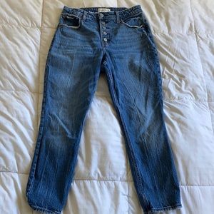 A&F Curve Love The Skinny High Rise Size 28.